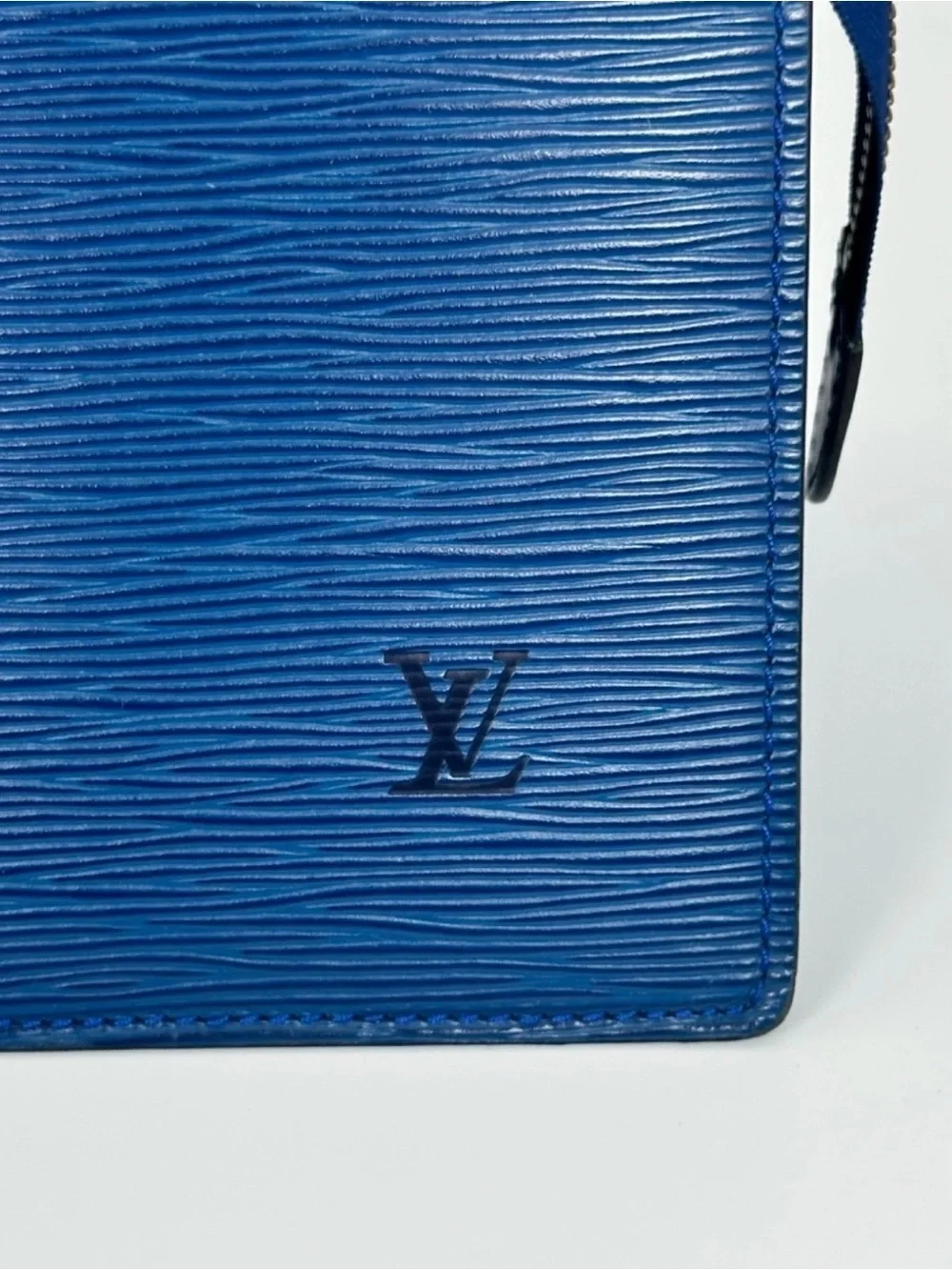 Vintage Louis Vuitton Epi Triangle Sac in Royal Blue